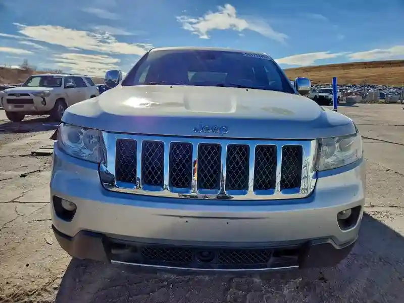 1C4RJFCT7CC203340 2012 JEEP GRAND CHEROKEE-4