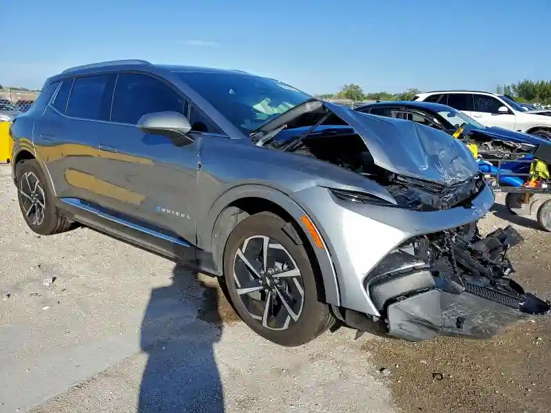 3GN7DNRP8SS207660 2025 CHEVROLET EQUINOX-3