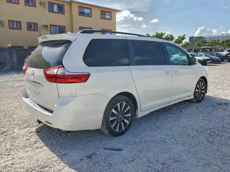 5TDYZ3DC5KS998189 2019 TOYOTA SIENNA-2