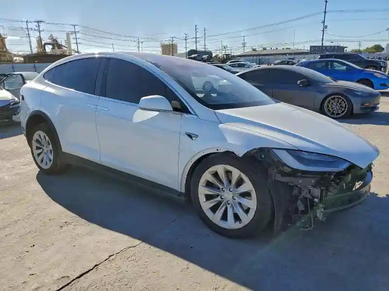 5YJXCDE24MF321599 2021 TESLA MODEL X-3