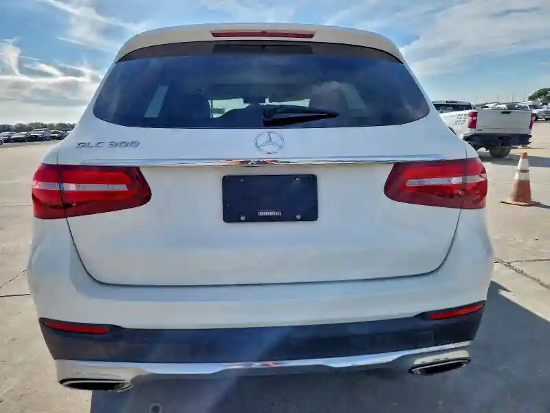 WDC0G4JB9K1000699 2019 MERCEDES-BENZ GLC-CLASS-5