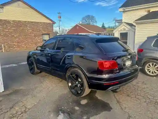 SJAAC2ZV4HC016056 2017 BENTLEY ALL MODELS-1