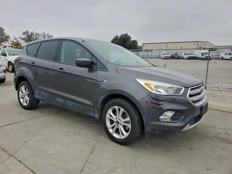 1FMCU0GD3KUA27033 2019 FORD ESCAPE-3