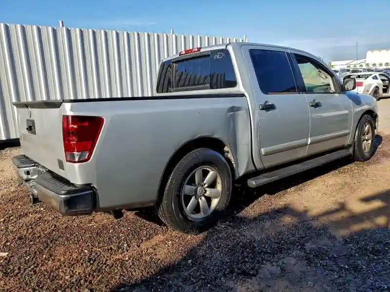 1N6AA0ED8EN517258 2014 NISS TITAN-2