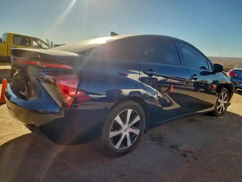 JTDBVRBDXHA002746 2017 TOYOTA MIRAI-2