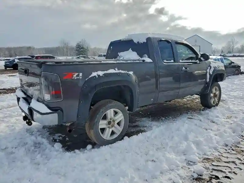1GTR2WE3XBZ332792 2011 GMC SIERRA-2