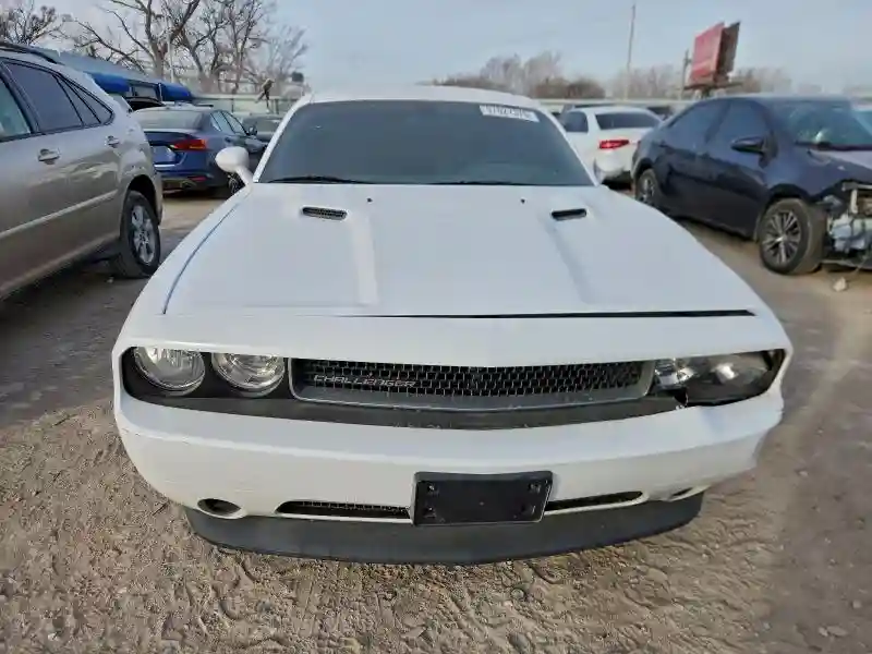 2C3CDYAG3DH693888 2013 DODGE CHALLENGER-4