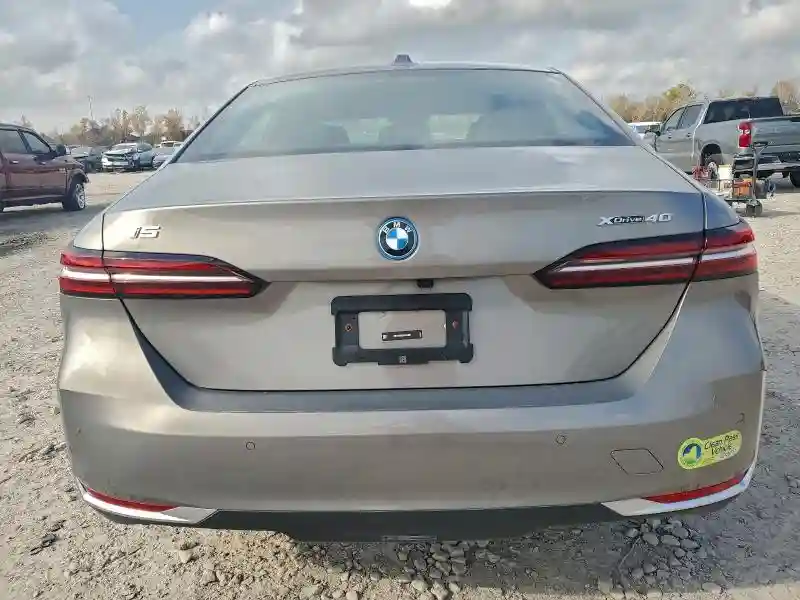 WBY13HG09SCT34897 2025 BMW I5 XDRIVE-5