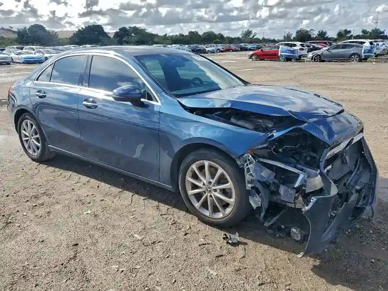 W1K3G4EB2MJ269326 2021 MERCEDES-BENZ A-CLASS-3