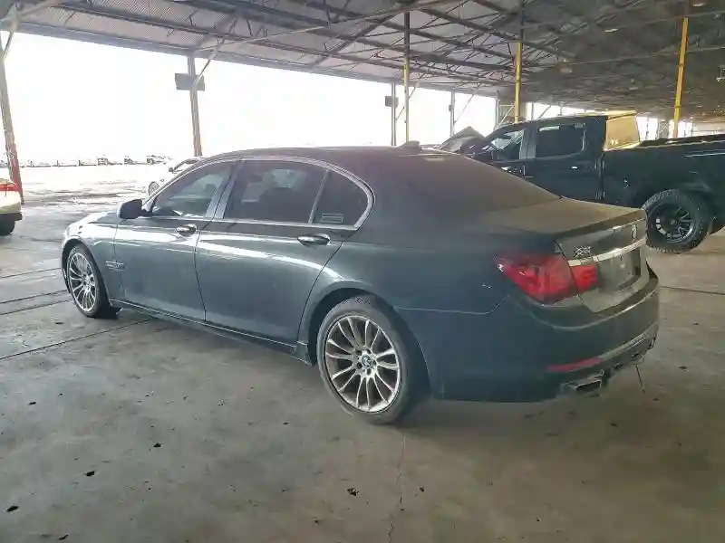WBAYF8C59DD140065 2013 BMW 7 SERIES-1